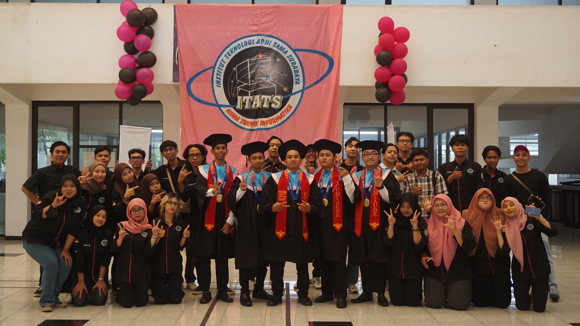 Penyambutan Wisudawan 72